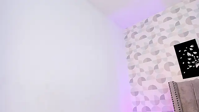 sara_stonems's cam snapshot