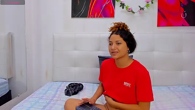 ahsly78alejandro live sex cam