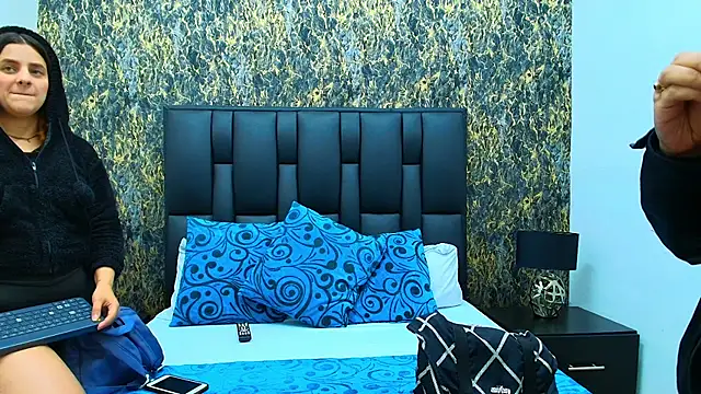 Dakota_Megan_69's cam snapshot