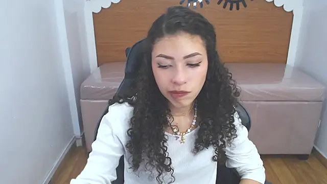 danatella_a's cam snapshot