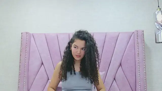 RoxanaAngel's cam snapshot