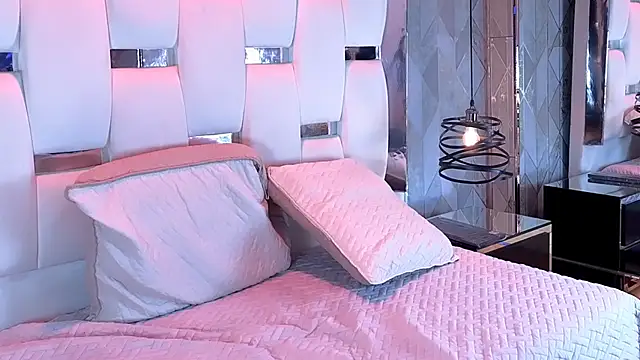 Julesblake01's cam snapshot