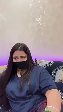 ashwariya23's cam snapshot