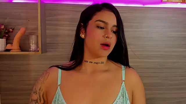 Taylor_walton's cam snapshot