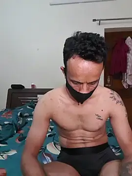 Crazysexycouple00's cam snapshot