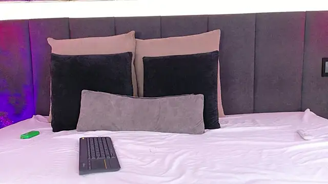 luna_blannco's cam snapshot