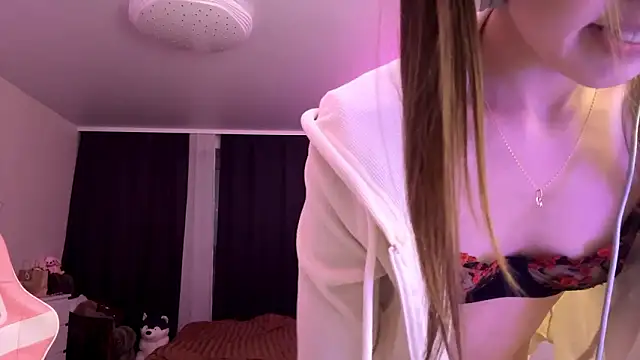 Nelly_Sweetgirl's cam snapshot