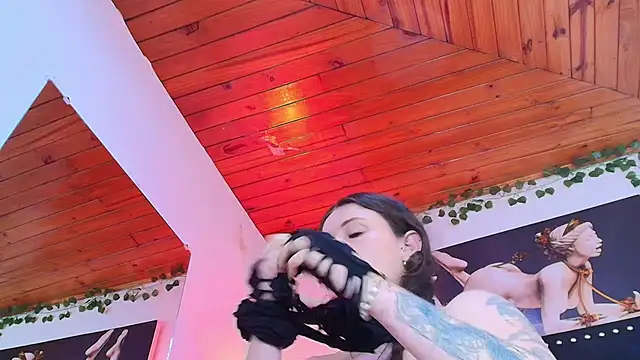 Eda_Bonne live sex cam