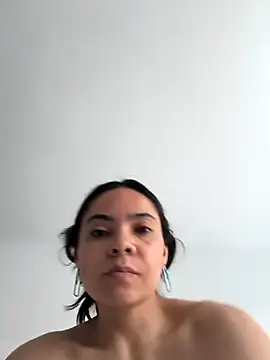 Cami_Konor's cam snapshot