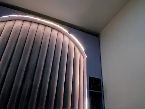 ChloeeMiller__'s cam snapshot