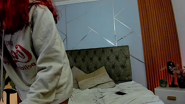 saphire_'s cam snapshot