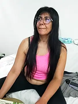 aisha_latina's cam snapshot