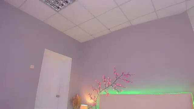 MonaSteele's cam snapshot