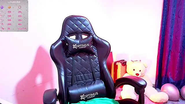 Tessawhisnton's cam snapshot