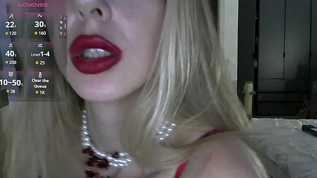 LizaSweetyq's cam snapshot