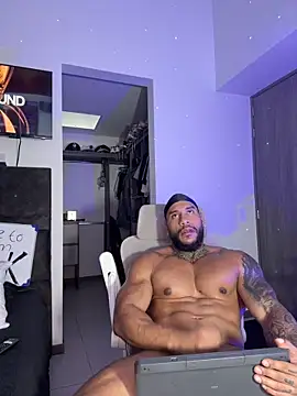 Andrew_Johnnson's cam snapshot