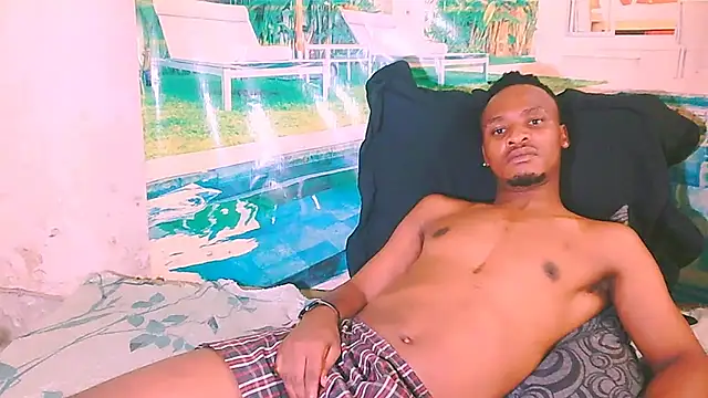 EbonyTiger69's cam snapshot