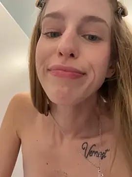 kira_mia's cam snapshot