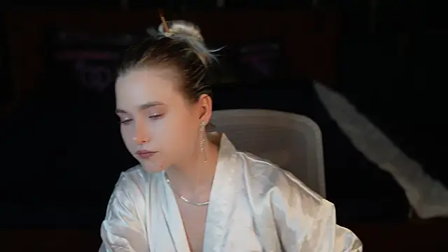 Ava_kiss054's cam snapshot