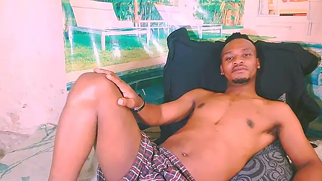 EbonyTiger69's cam snapshot