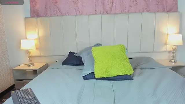 mia__gv's cam snapshot