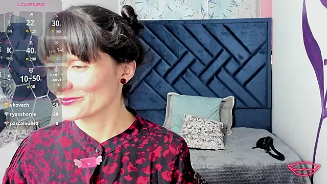 Valery_More__ live sex cam