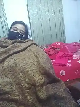 momo_loves's cam snapshot