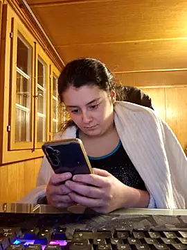 YoungLiisaxx live sex cam