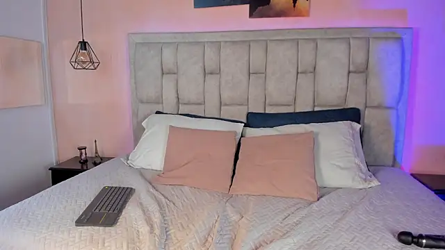 Stefhanyblow's cam snapshot