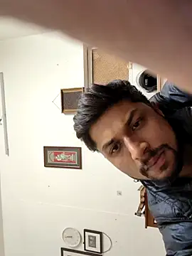 _IRRESISTIBLE_ live sex cam