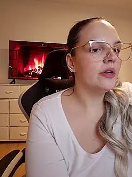 JUJUICY-'s cam snapshot