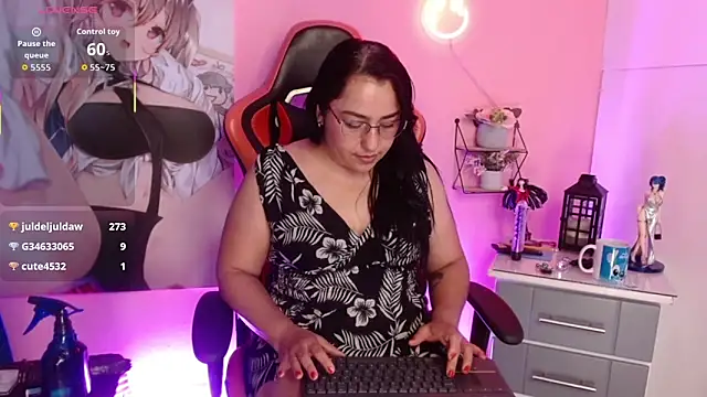 AGATHA_05's cam snapshot