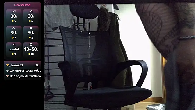 CAOSLOAD live sex cam