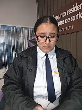 Cute_Penelope's cam snapshot