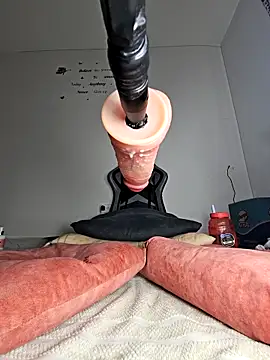 big_pusyy's cam snapshot