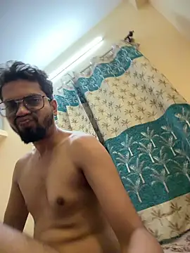 Stoner-boii-Cloudy-arhan live sex cam