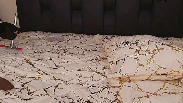 shanakendal2 live sex cam