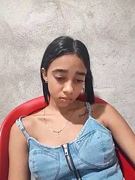 Zoe_Sweett18 live sex cam