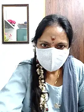 Queen-Neha's cam snapshot