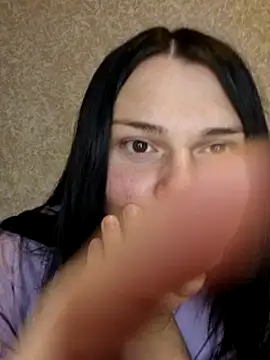 9Alice's cam snapshot