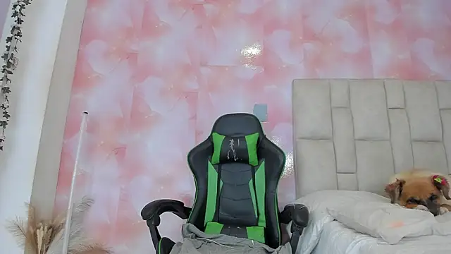 aida_rose_ live sex cam