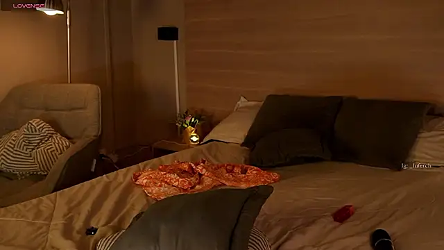 lua_ferch__'s cam snapshot