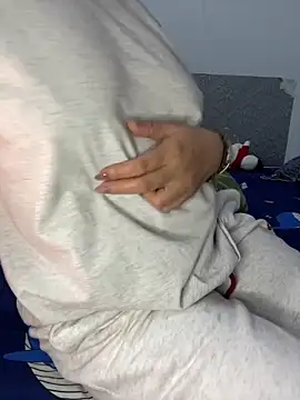 Sisilaydy_01's cam snapshot