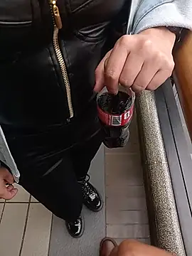 sophie_banger's cam snapshot