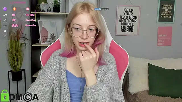 InfernoMia's cam snapshot