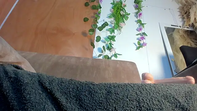 adhara_hotter live sex cam