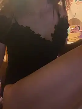 LaPetitechienne1's cam snapshot