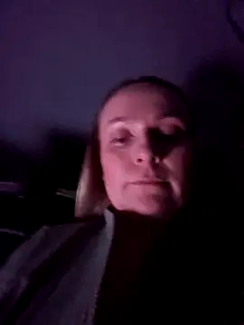 Bondgirl_013 live sex cam