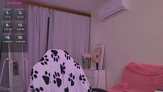 LovelyJessie's cam snapshot