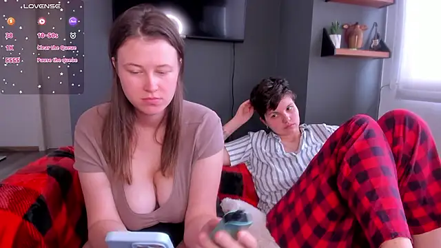 Tenderly_Couple's cam snapshot